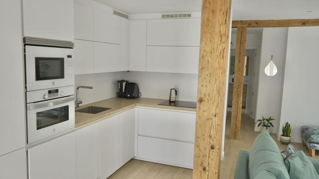 Moderno Y Luminoso En El Centro De Santander Apartman Kültér fotó